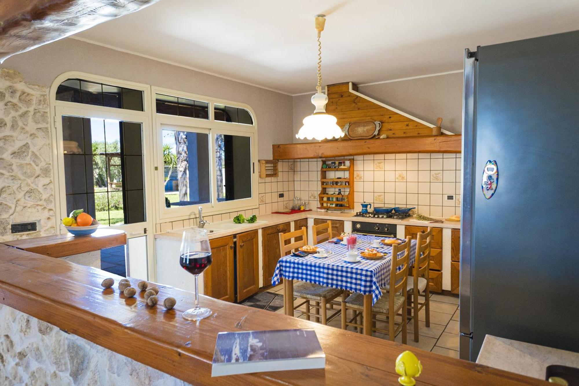 Villa El Capitano With Garden And Pool - Happy Rentals Muro Leccese Exterior photo