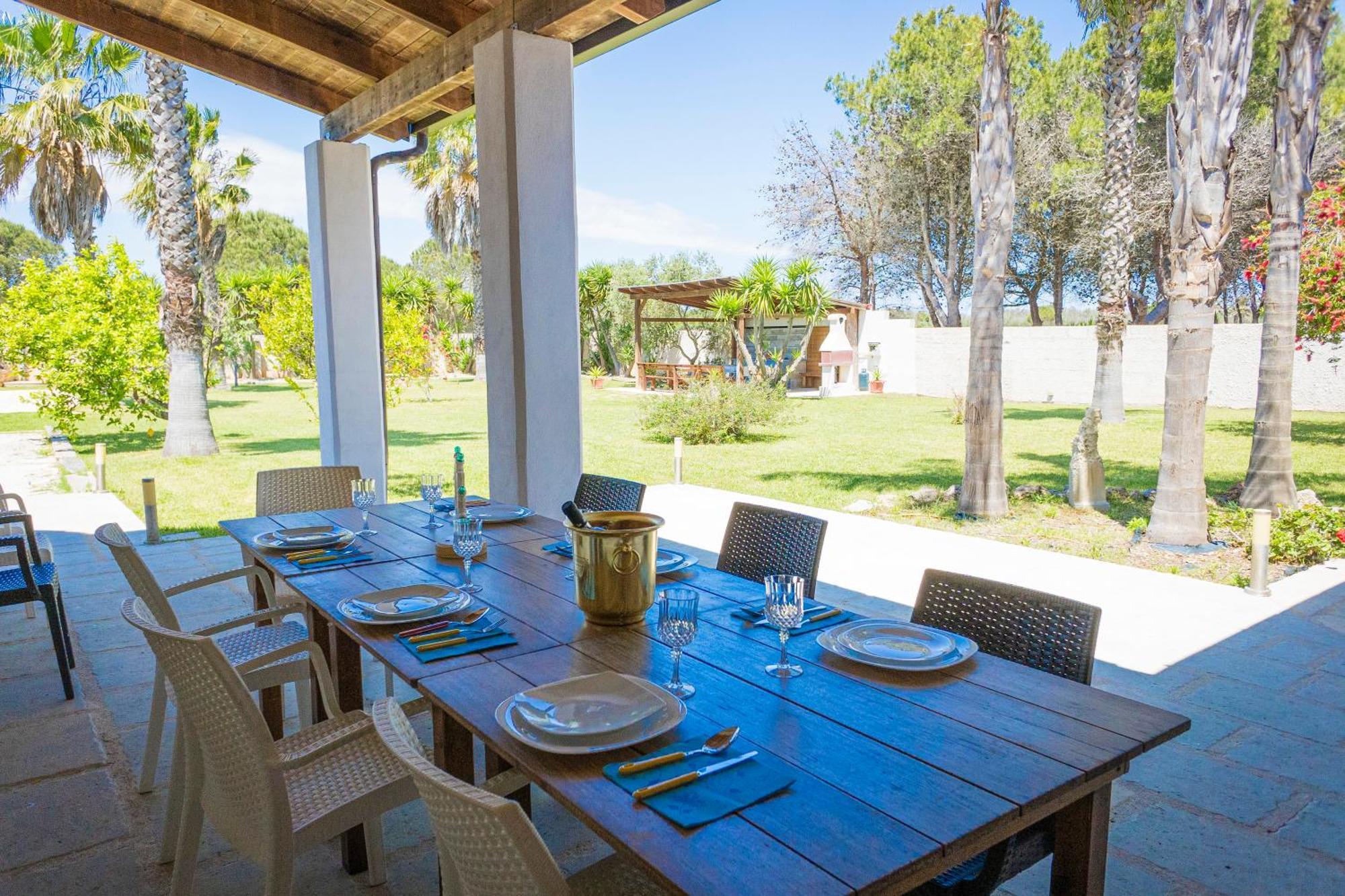 Villa El Capitano With Garden And Pool - Happy Rentals Muro Leccese Exterior photo