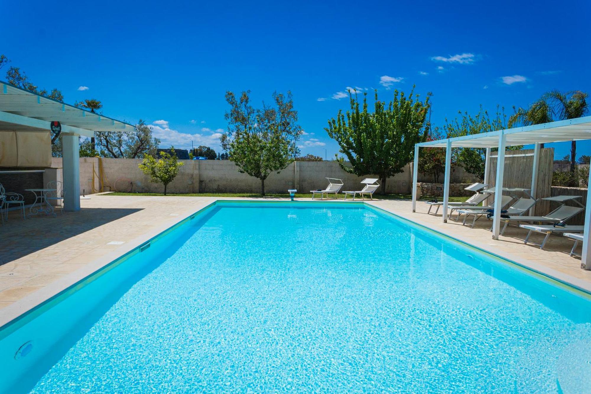 Villa El Capitano With Garden And Pool - Happy Rentals Muro Leccese Exterior photo